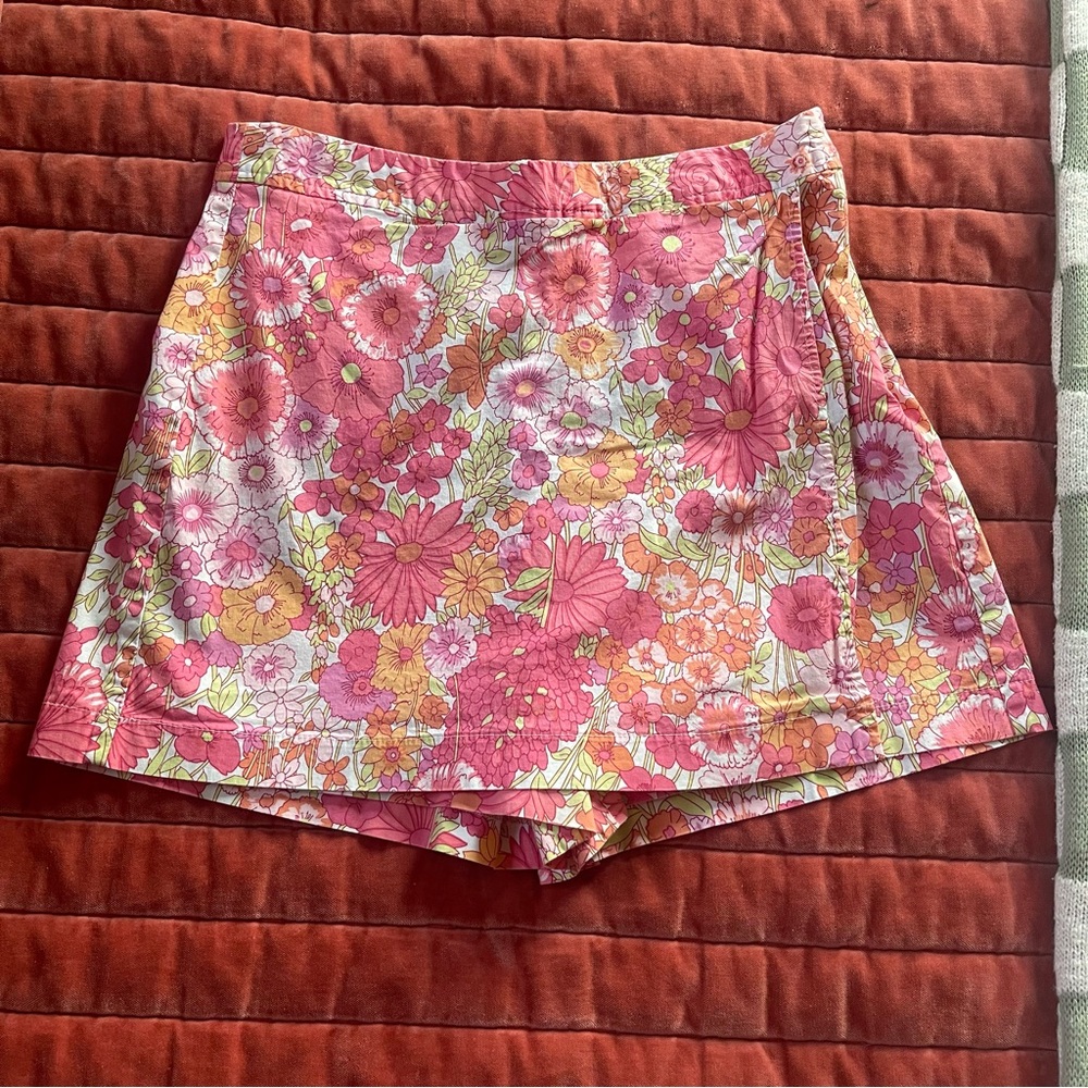 Boston Proper floral skort
